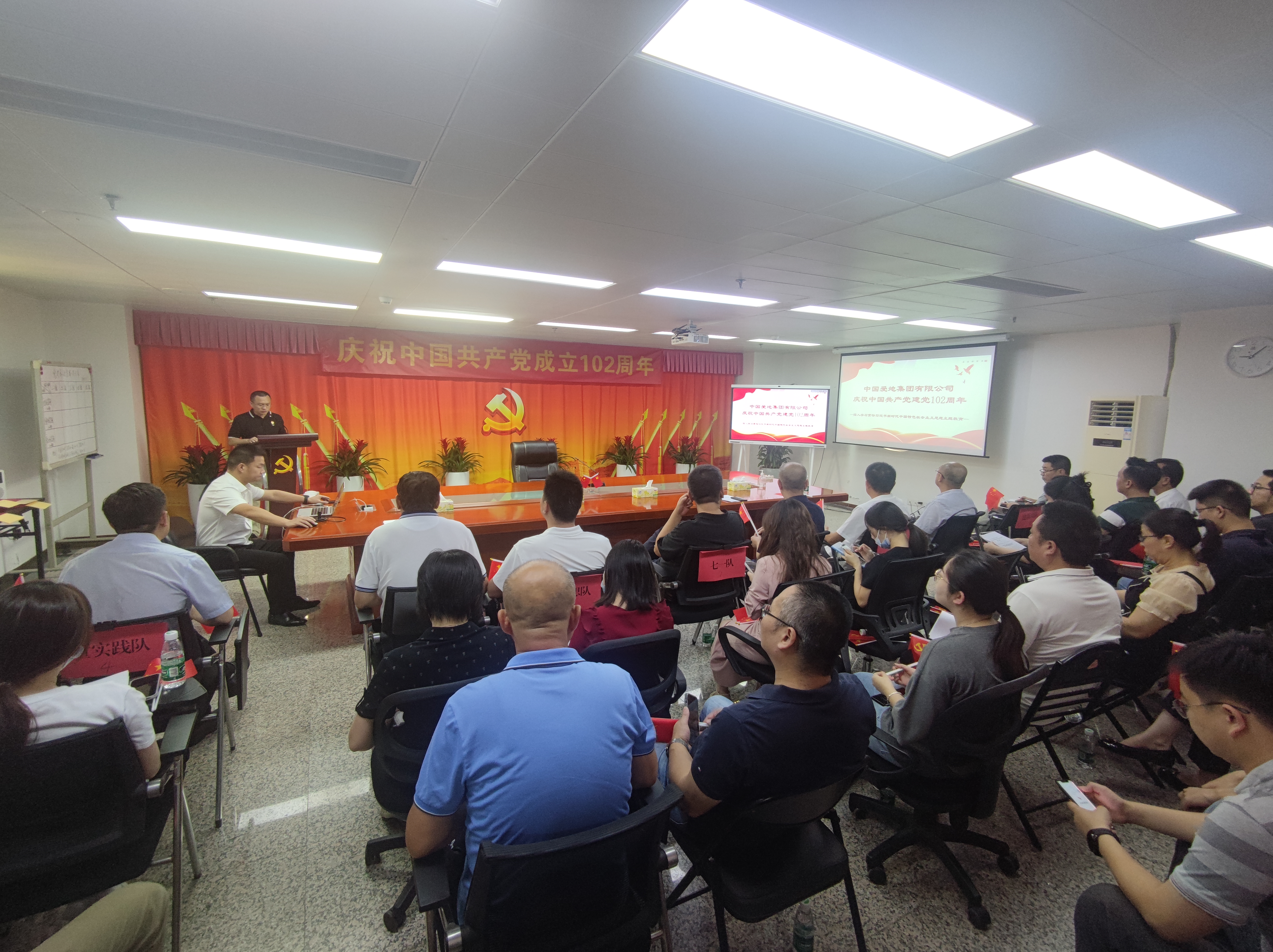 活动图片1.jpg 活动图片1.jpg